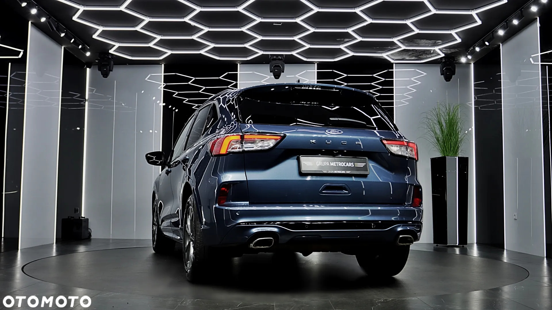 Ford Kuga 1.5 EcoBoost FWD ST-Line - 9