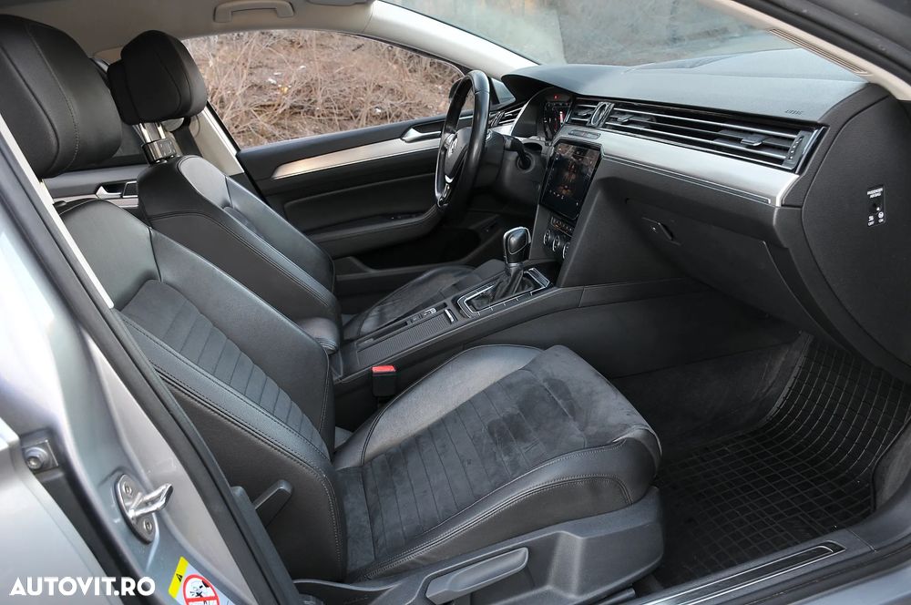 Volkswagen Passat 2.0 TDI DSG Highline - 14