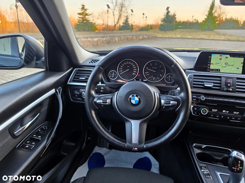 BMW Seria 3 318d Edition M Sport Shadow - 30