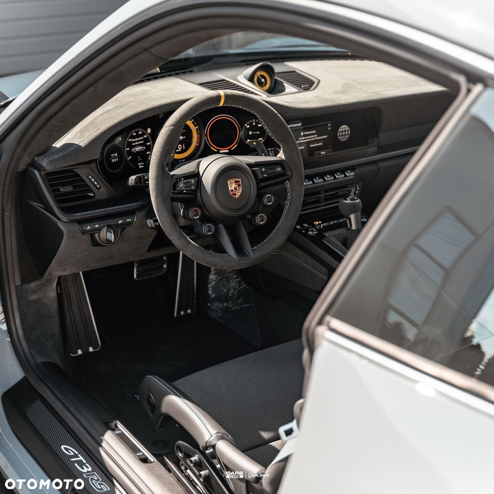 Porsche 911 GT3 RS - 23