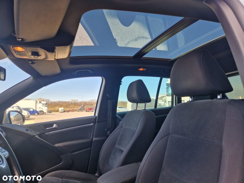 Volkswagen Tiguan 2.0 TDI DPF 4Motion DSG Sport & Style - 10
