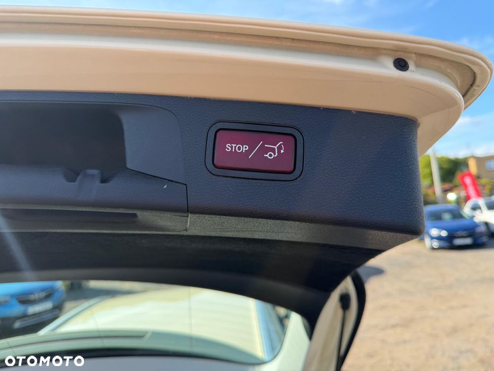 Mercedes-Benz Klasa E 220 d Avantgarde - 23