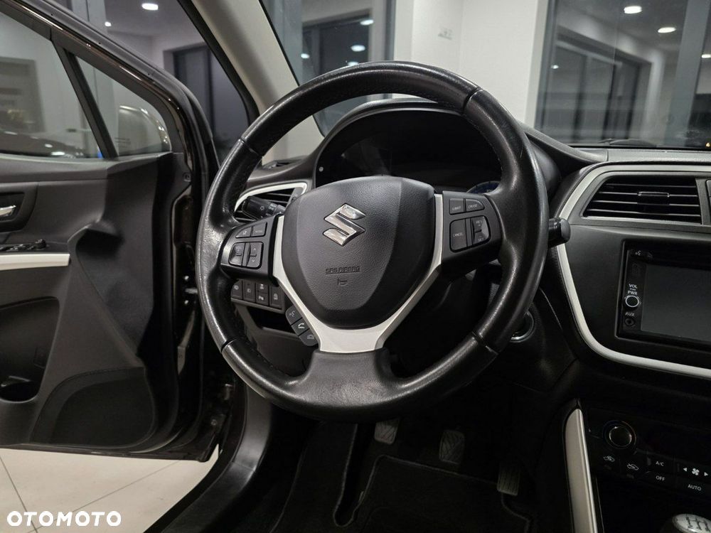 Suzuki SX4 S-Cross 1.6 XLED - 21