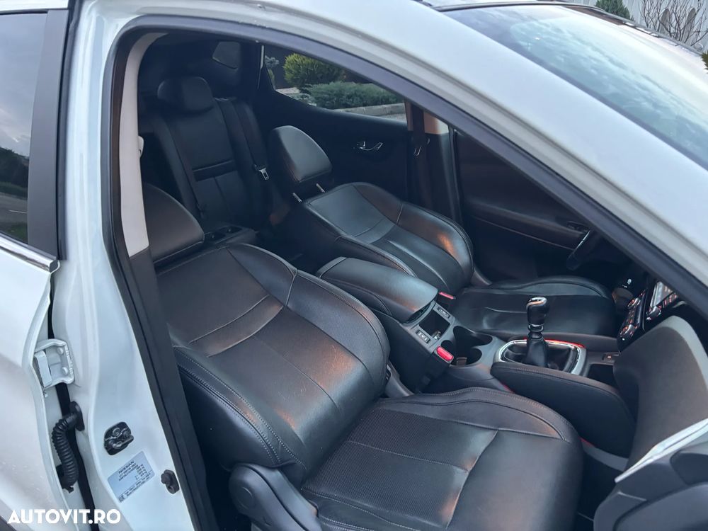 Nissan Qashqai 1.6 DCI TEKNA+ - 37