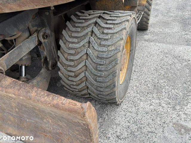 Volvo EW 180C - 17