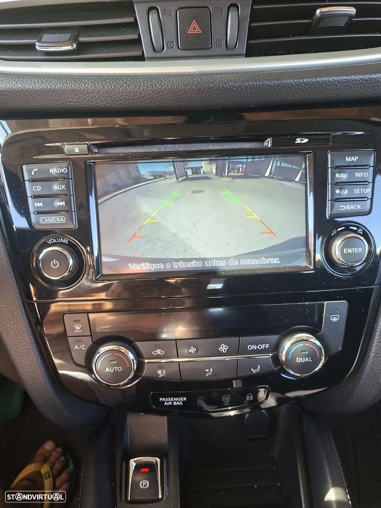 Nissan Qashqai 1.5 dCi Acenta Connect - 18