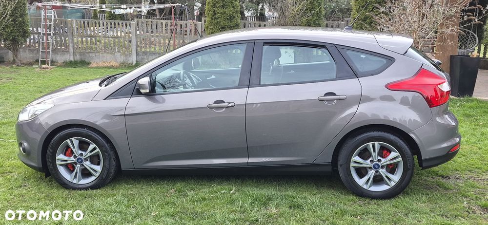 Ford Focus 1.6 TDCi DPF Champions Edition - 8