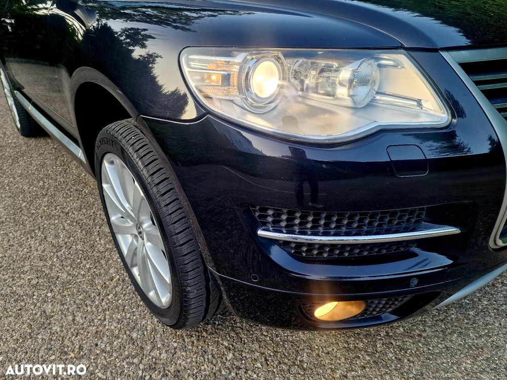 Volkswagen Touareg - 11