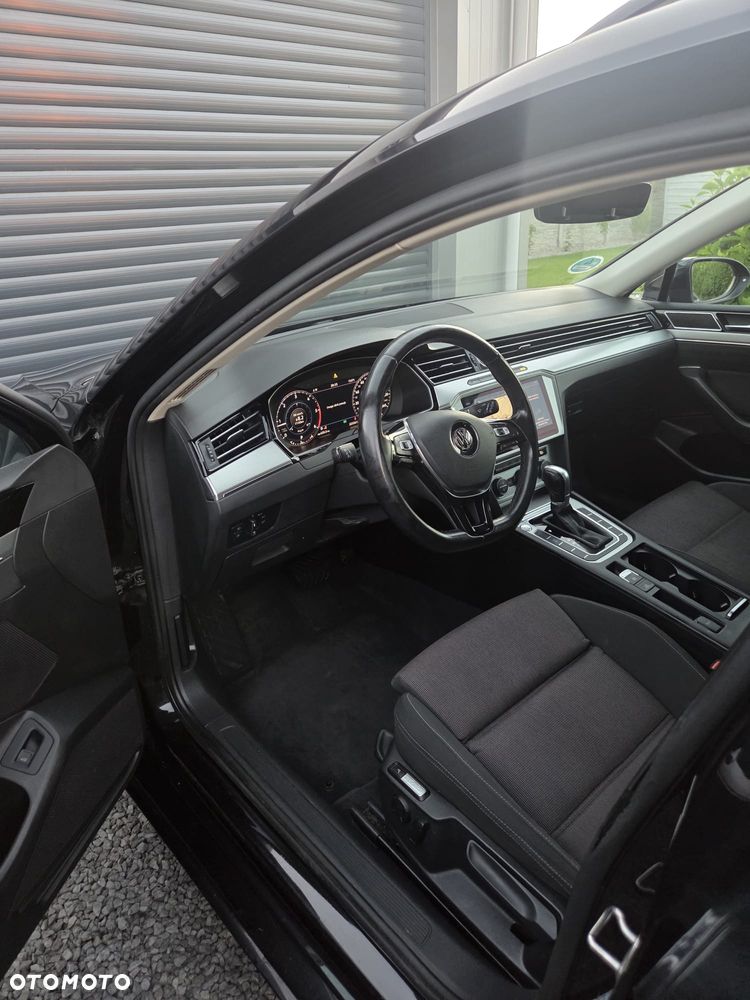 Volkswagen Passat 2.0 TDI (BlueMotion Technology) DSG Comfortline - 6