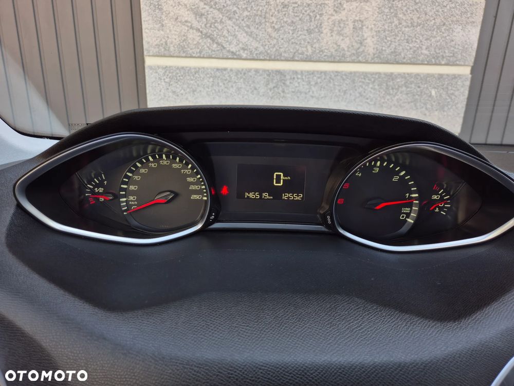 Peugeot 308 1.6 BlueHDi Allure S&S - 7