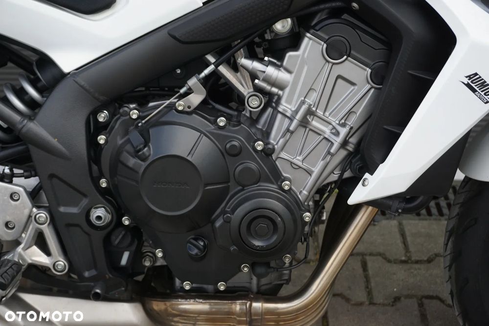 Honda CB - 22