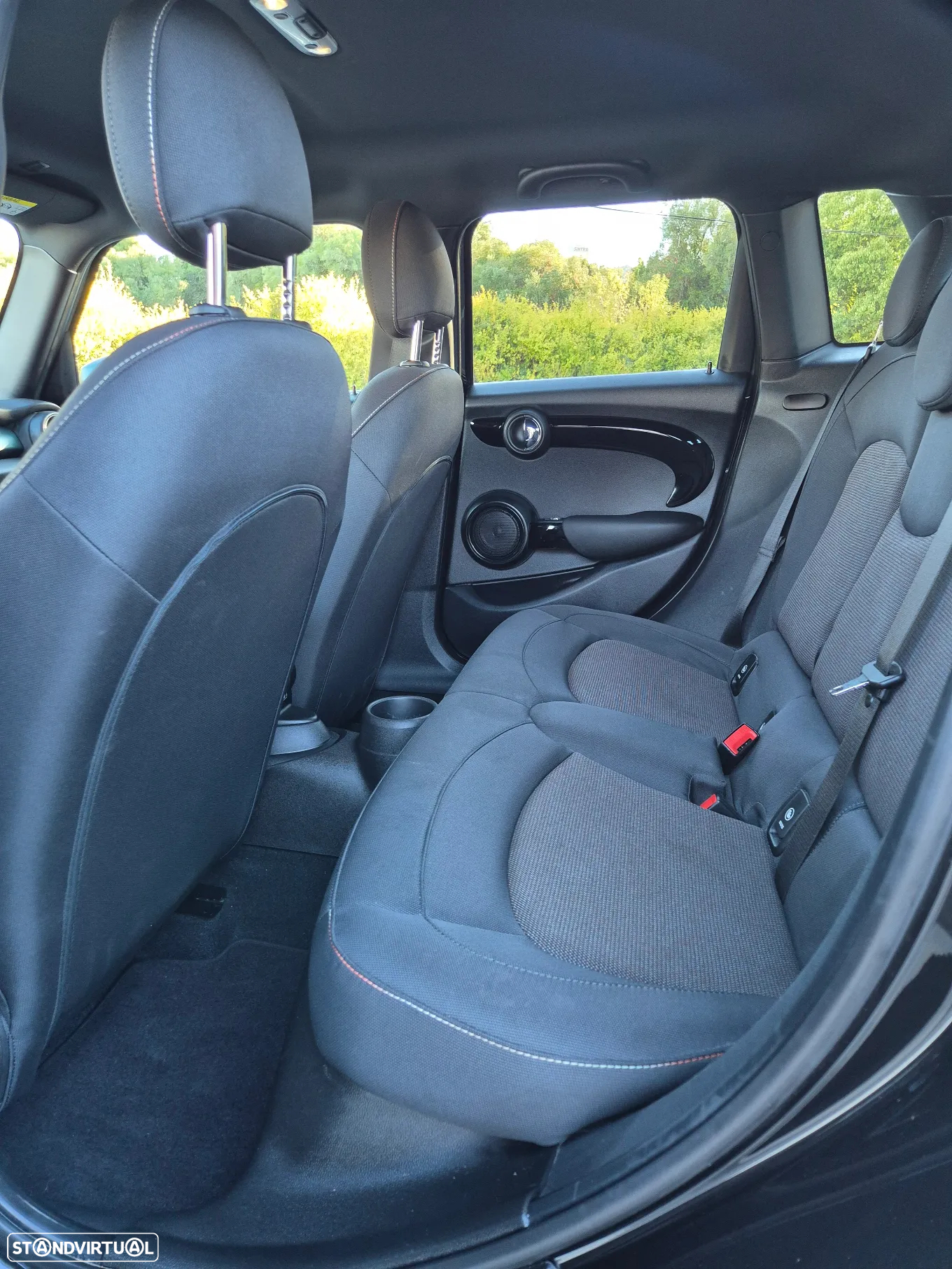 MINI 5 Portas Cooper 4Business Plus Auto - 14