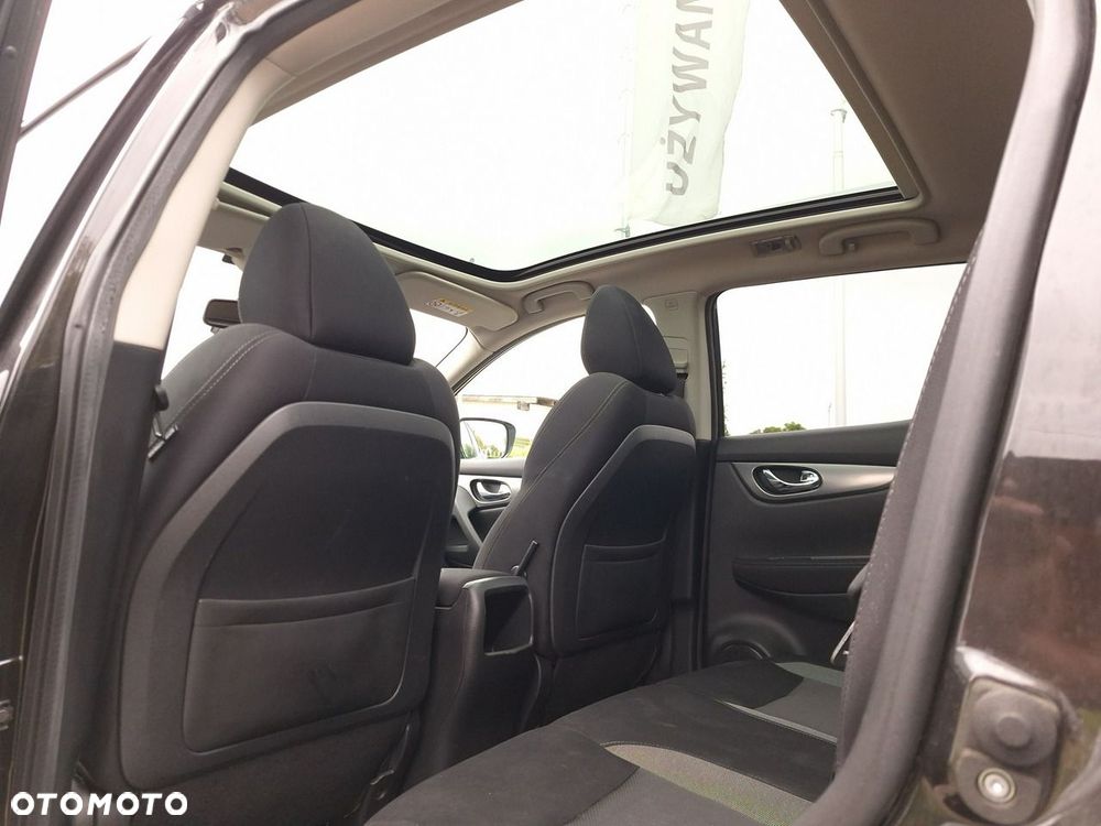 Nissan Qashqai 1.6 DIG-T N-Connecta - 24