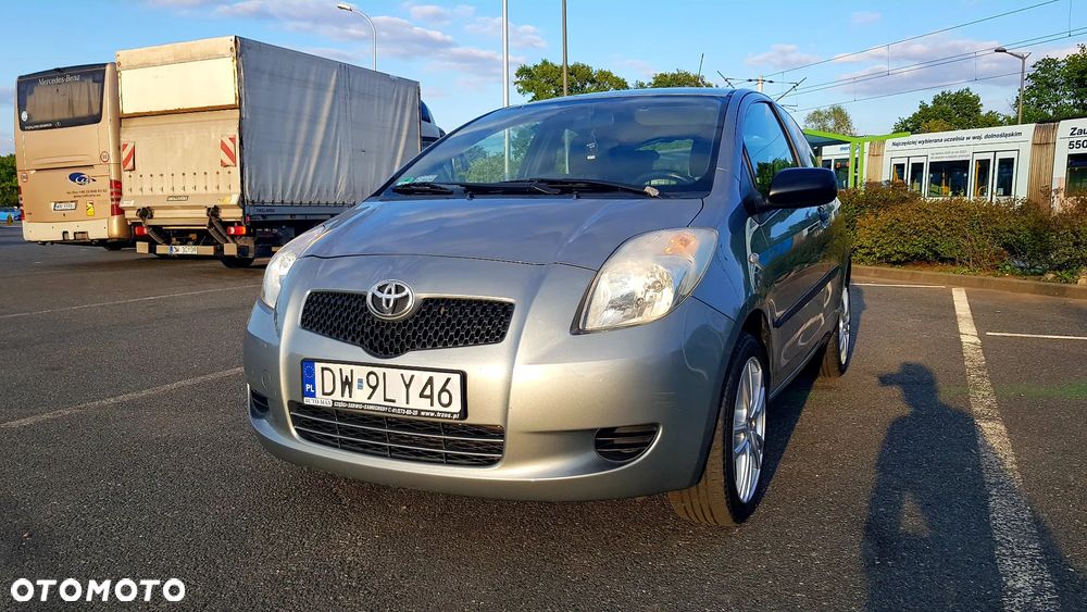 Toyota Yaris 1.0 Luna A/C - 4
