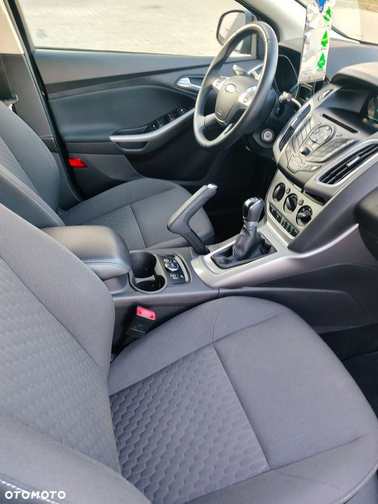 Ford Focus - 11