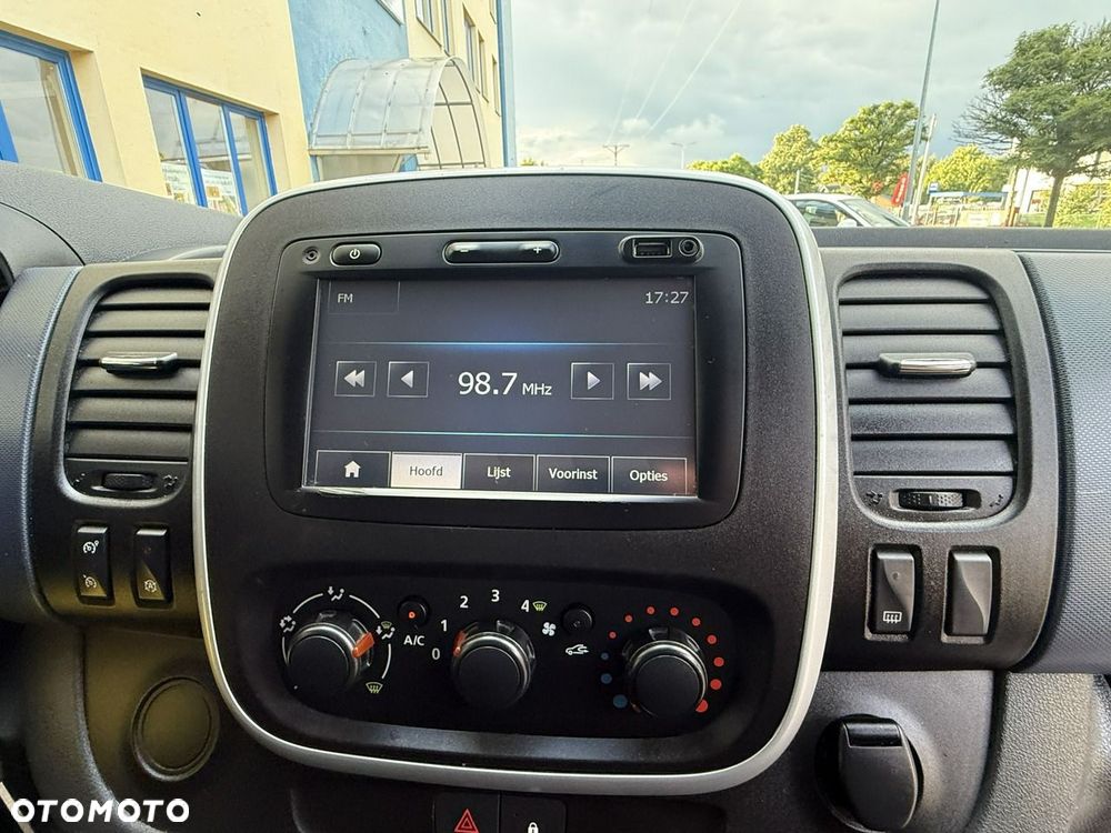 Opel Vivaro - 14