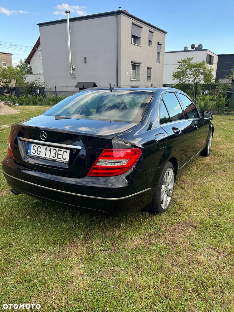 Mercedes-Benz Klasa C 250 CGI BlueEff Avantgarde - 8
