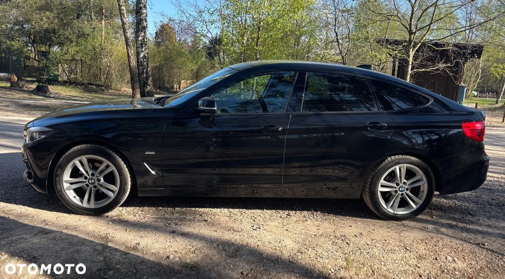 BMW 3GT 320i Sport Line - 1