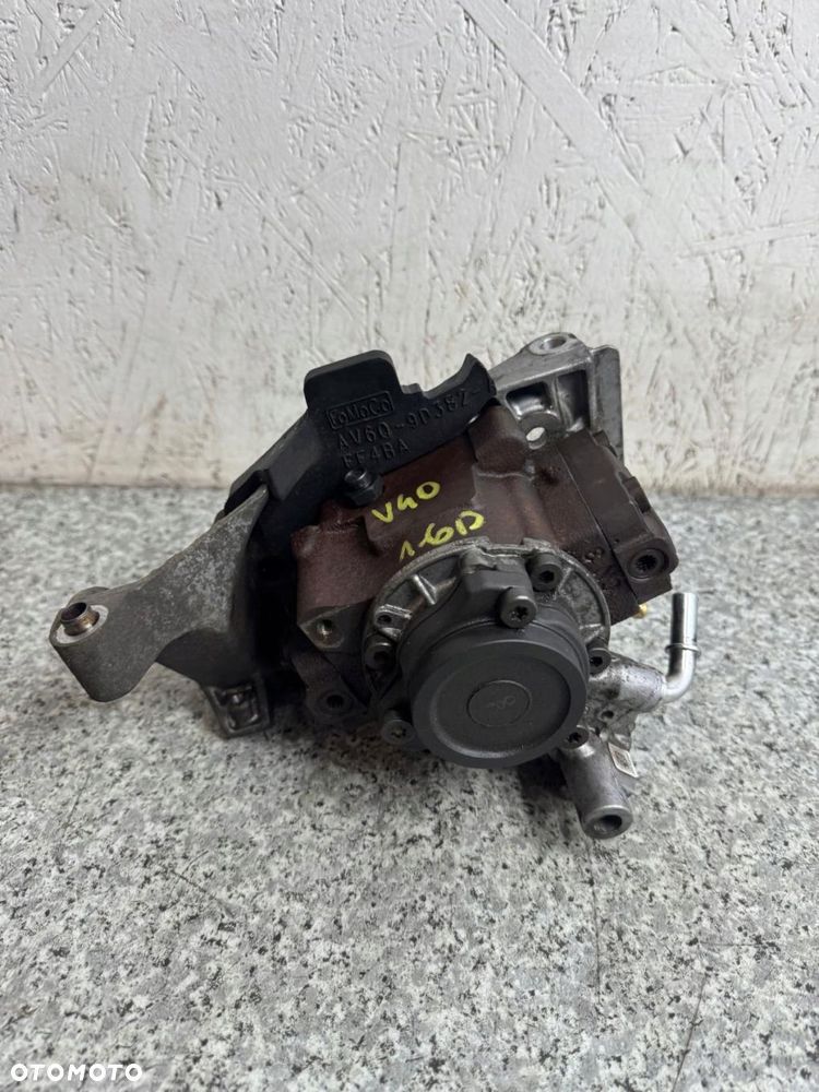 pompa wtryskowa volvo v40 ii 2012-2018 1.6 d 9684778280 - 5