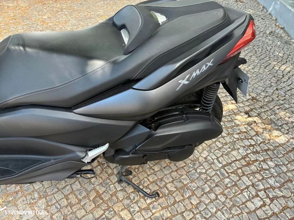 Yamaha X-Max - 2