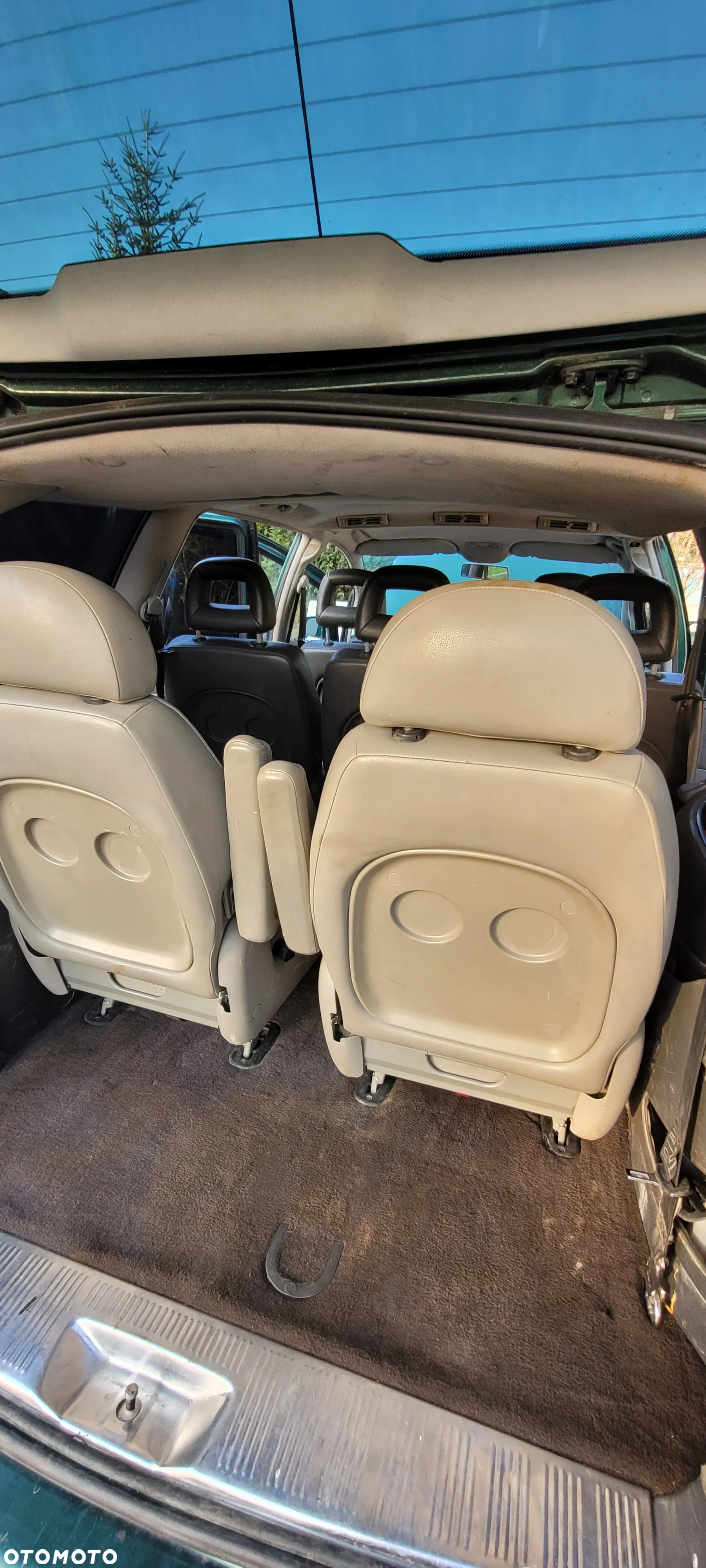 Volkswagen Sharan 1.9 TDI Highline Tiptr - 18