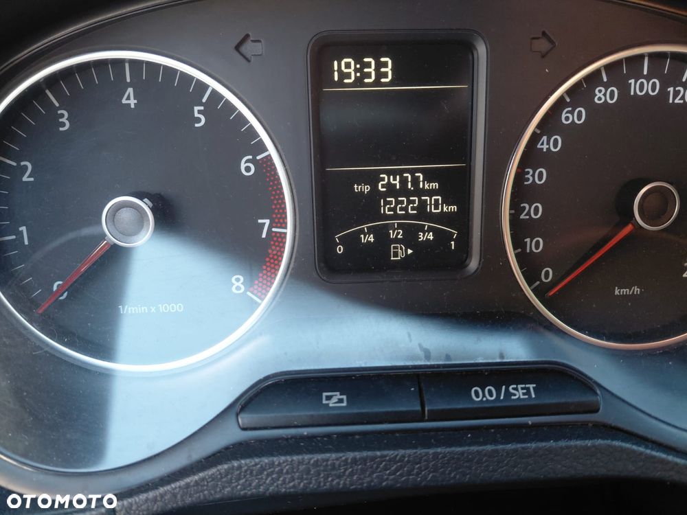 Volkswagen Polo - 6