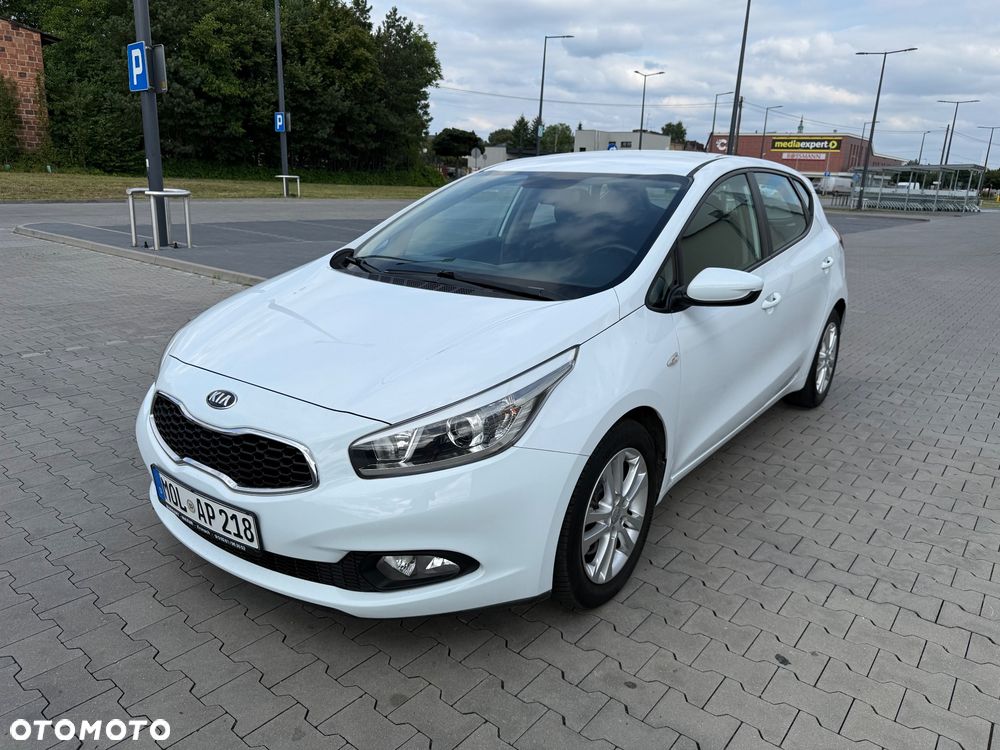 Kia Ceed - 1