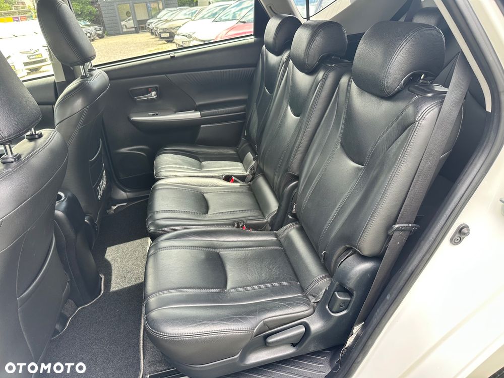 Toyota Prius+ (Hybrid) Executive - 22