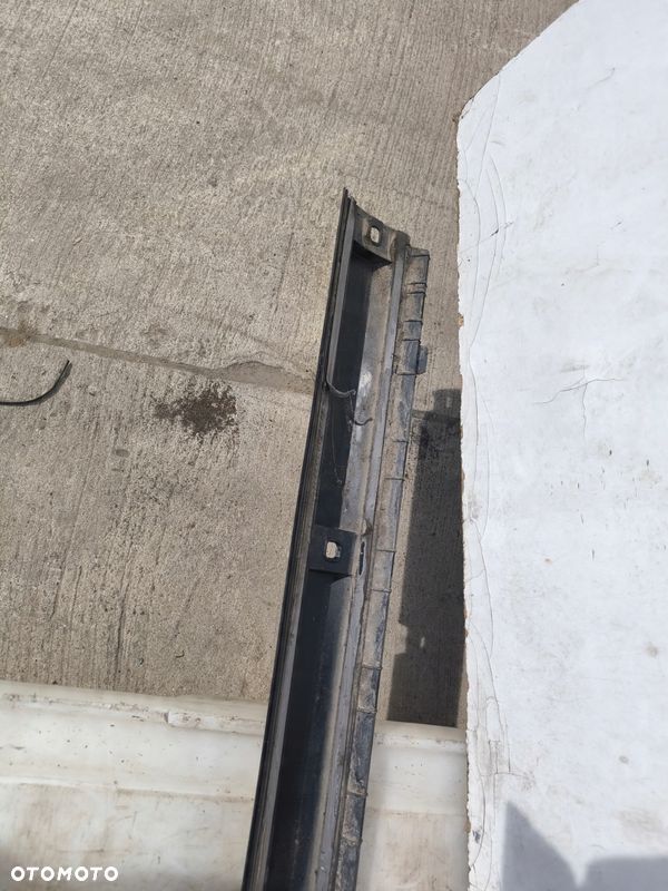 LISTWA PROGOWA MOCOWANIE LISTWY S LINE A3 8V CABRIO PRAWA 8V7854536 - 8