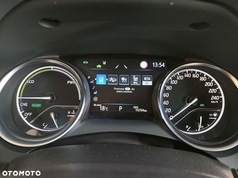 Toyota Camry 2.5 Hybrid Executive CVT - 35