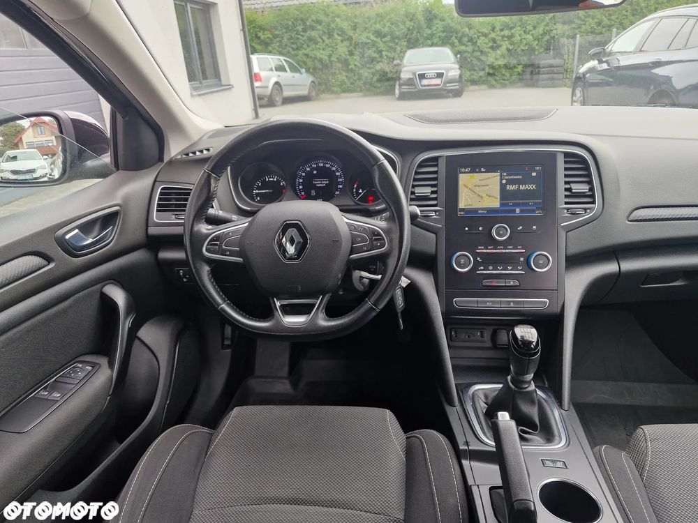 Renault Megane ENERGY TCe 100 LIFE - 9