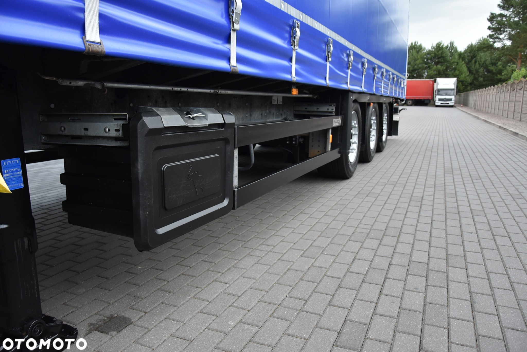 Schmitz Cargobull FIRANKA / VARIOS / COILMULDA /SŁUPKI ROZSUWANE - SYSTEM BDE / DACH PODNOSZONY / 4 POZIOMY JAZDY / OŚ PODNOSZONA  !!! JAK NOWA !!! - 19