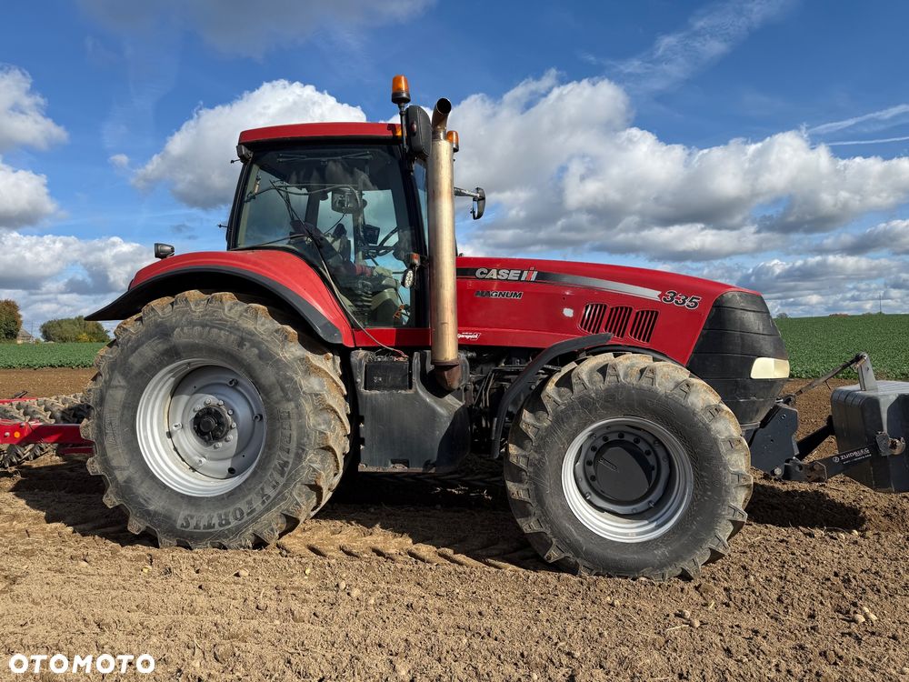 Case IH Magnum 335 - 4