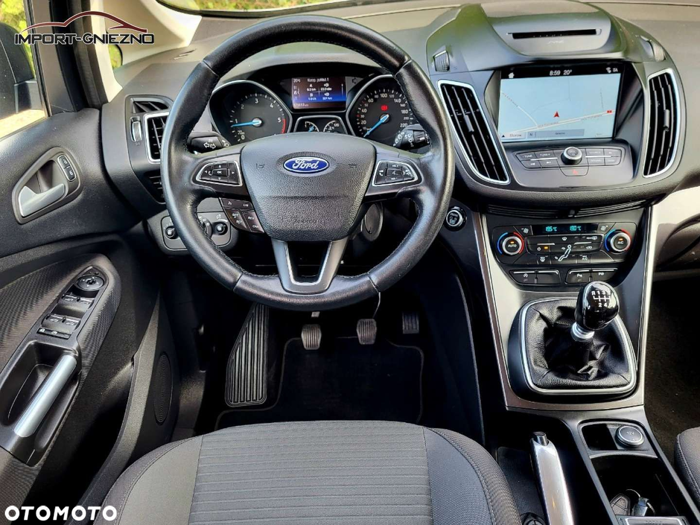 Ford Grand C-MAX - 25