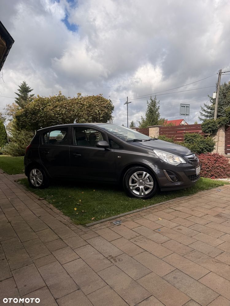 Opel Corsa 1.2 16V Cosmo - 10