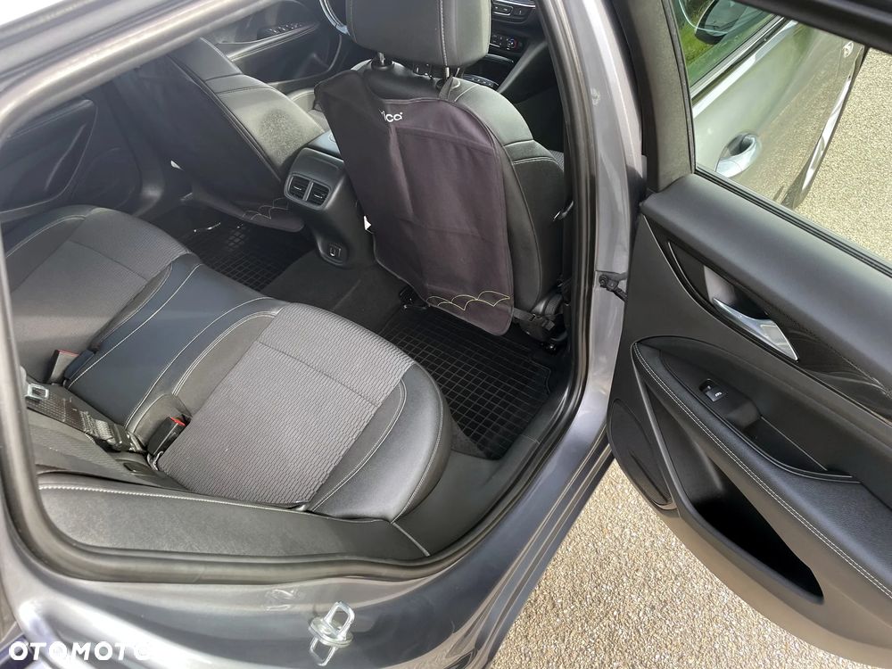 Opel Insignia 2.0 CDTI Elegance S&S - 9