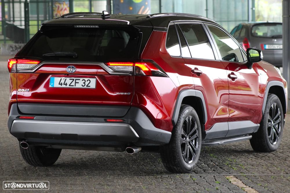 Toyota RAV4 2.5 HDF Lounge - 13