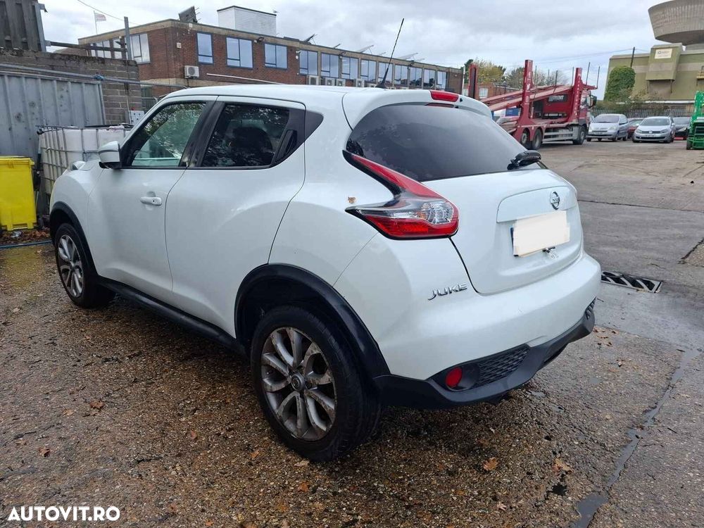 Usa Fata Stanga Nissan Juke 2015 Hatchback Alb - 4