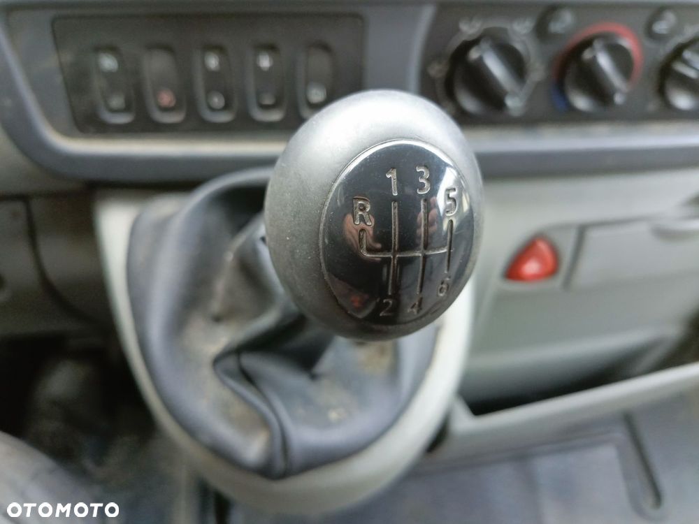 Renault Mascott Mascot Maskot Kabina Dubel Doka Doca podwójna rama zarej w PL DMC 6,5t 7osob kanapa tył 4osoby fotel kierowcy pneumatyczny tempomat  klimatyzacja kompletna lusterko pompka z wysprzęglikiem felga koło resor tył 4 pióra uchwyt mocowanie resora i inne - 5