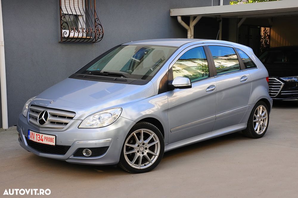 Mercedes-Benz B - 2