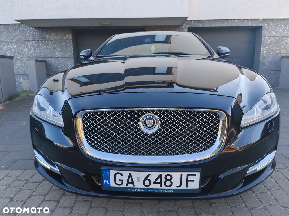 Jaguar XJ 3.0 D V6 Portfolio - 4