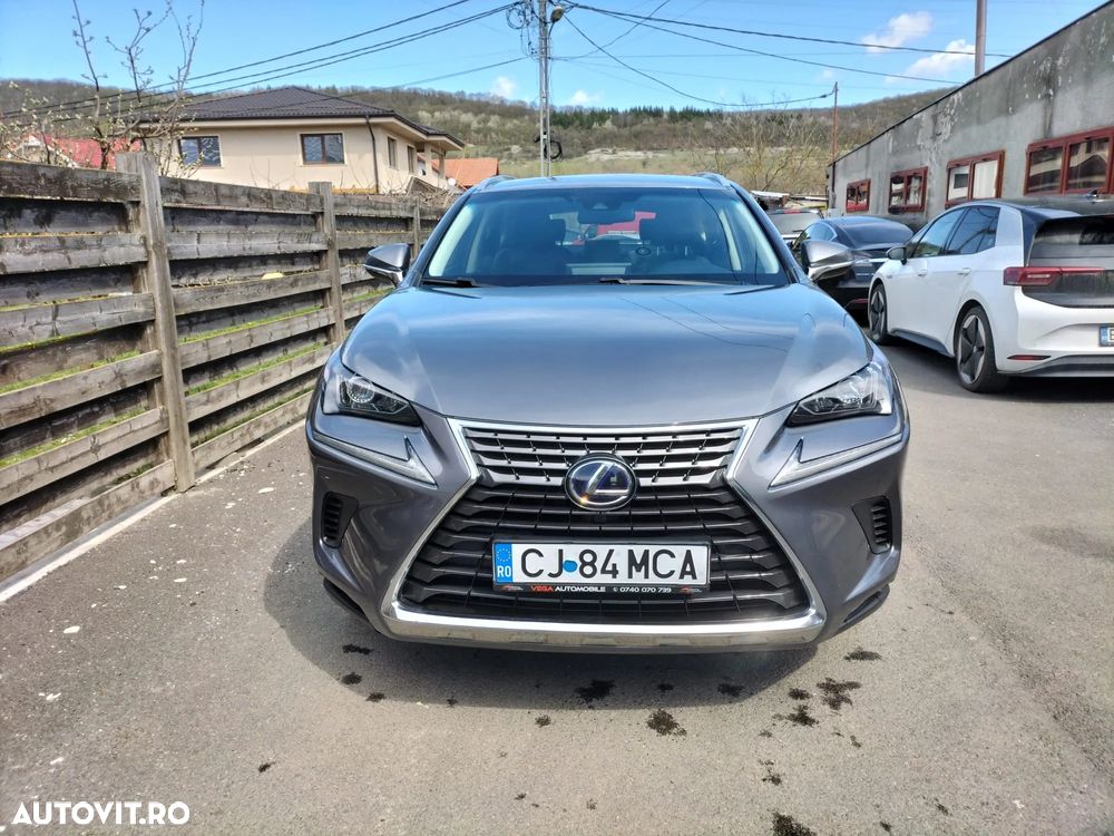 Lexus Seria NX 300h AWD Business - 3
