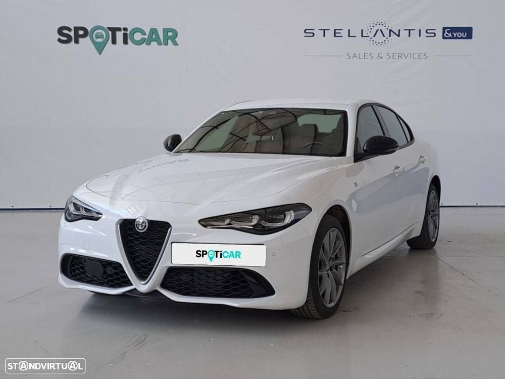 Alfa Romeo Giulia 2.0 T TI Q4 AT8 - 1