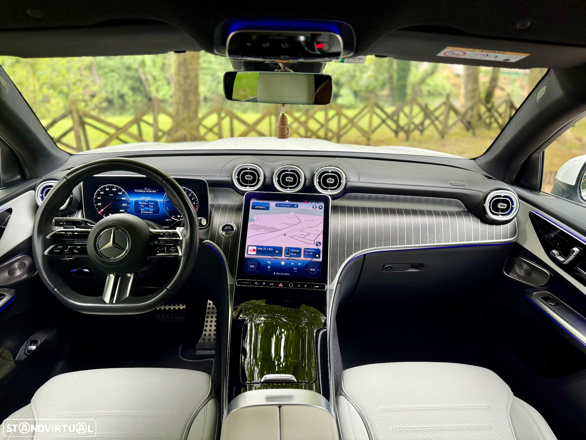 Mercedes-Benz GLC 300 Coupe de 4Matic - 4