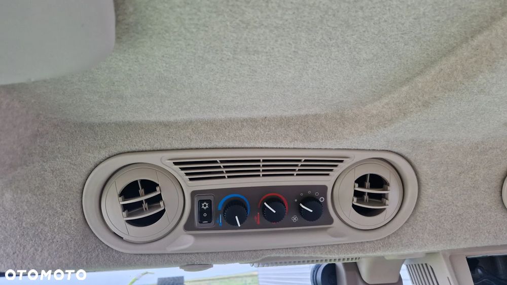 John Deere 5070M - 9