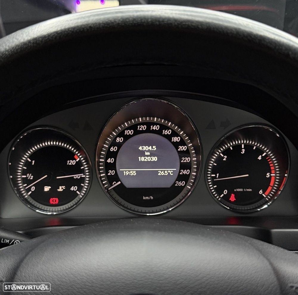 Mercedes-Benz C 220 CDi Classic BlueEfficiency - 24