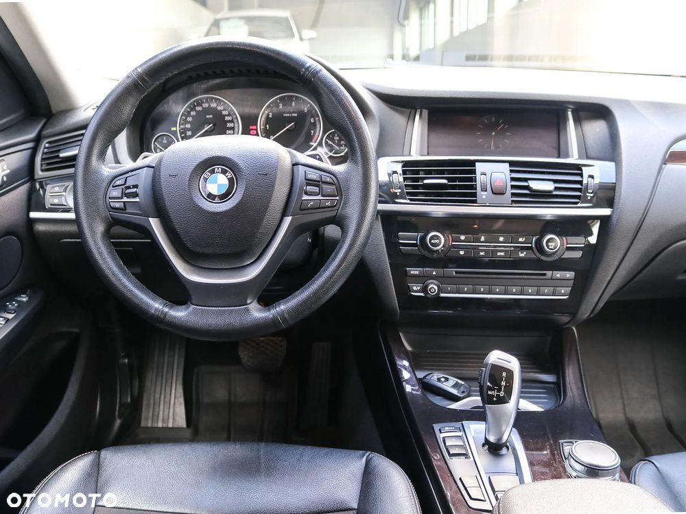 BMW X4 xDrive20i xLine - 11