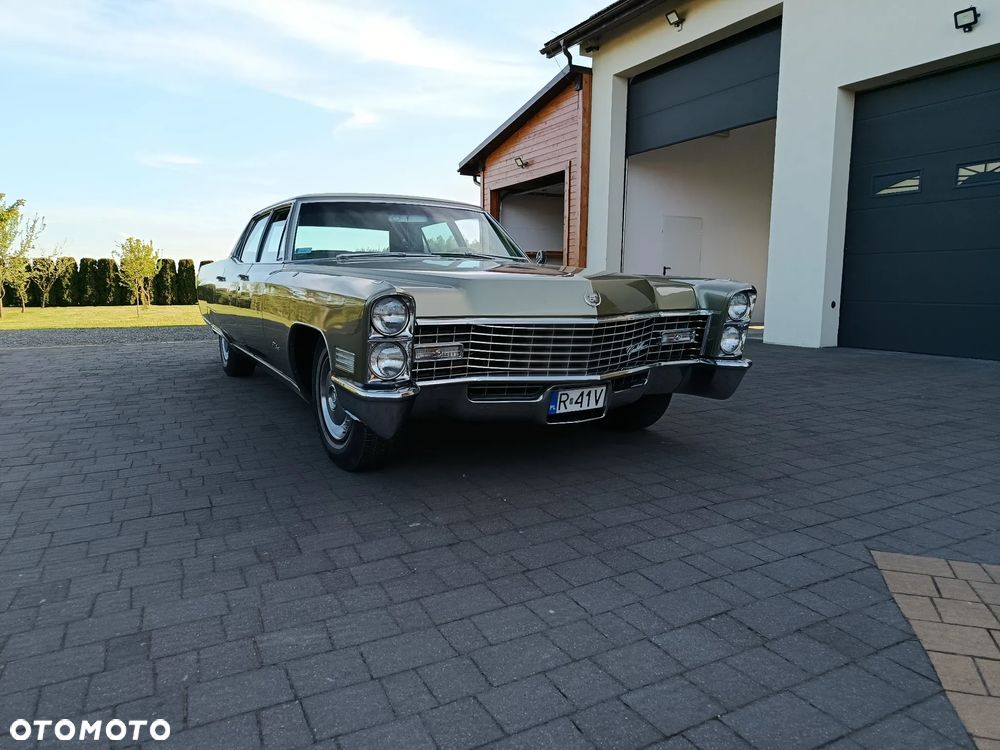 Cadillac Deville - 2