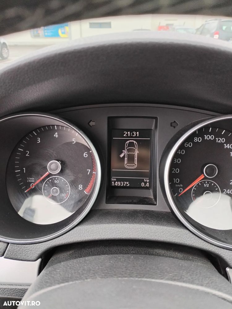 Volkswagen Golf - 23