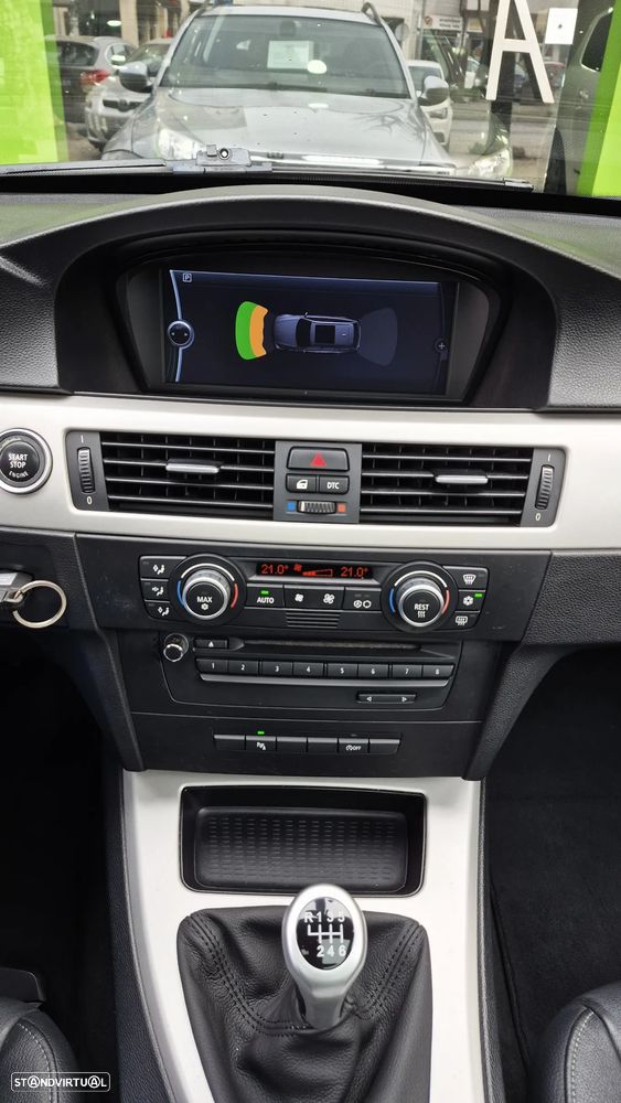 BMW 320 d Navigation - 11